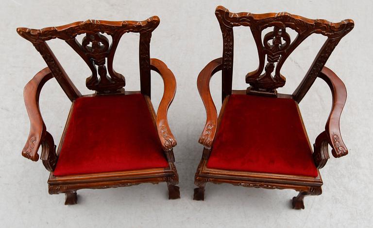 BARNSTOLAR, 1 par, karmmodell, chippendalestil, 1900-talets mitt.