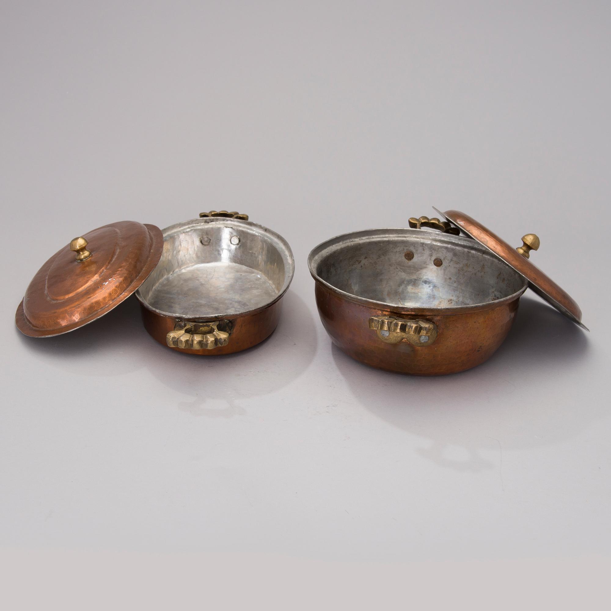 KASTRULLER, 2 st, koppar, 1900-talets mitt.