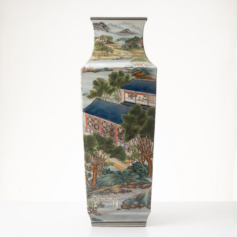 A large Chinese porcelain vase, modern.