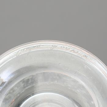 VAS, glas, "Tusen fönster", Simon Gate, Orrefors, modellen formgiven 1934.