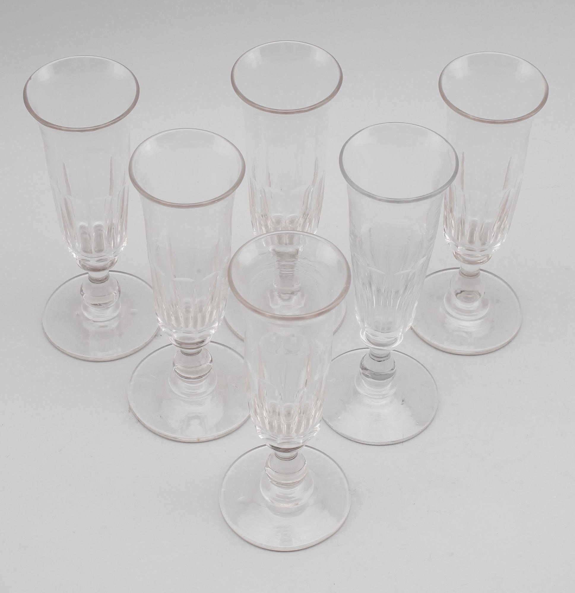 CHAMPAGNESTRUTAR, 6 st, glas, 1800-talets andra hälft.