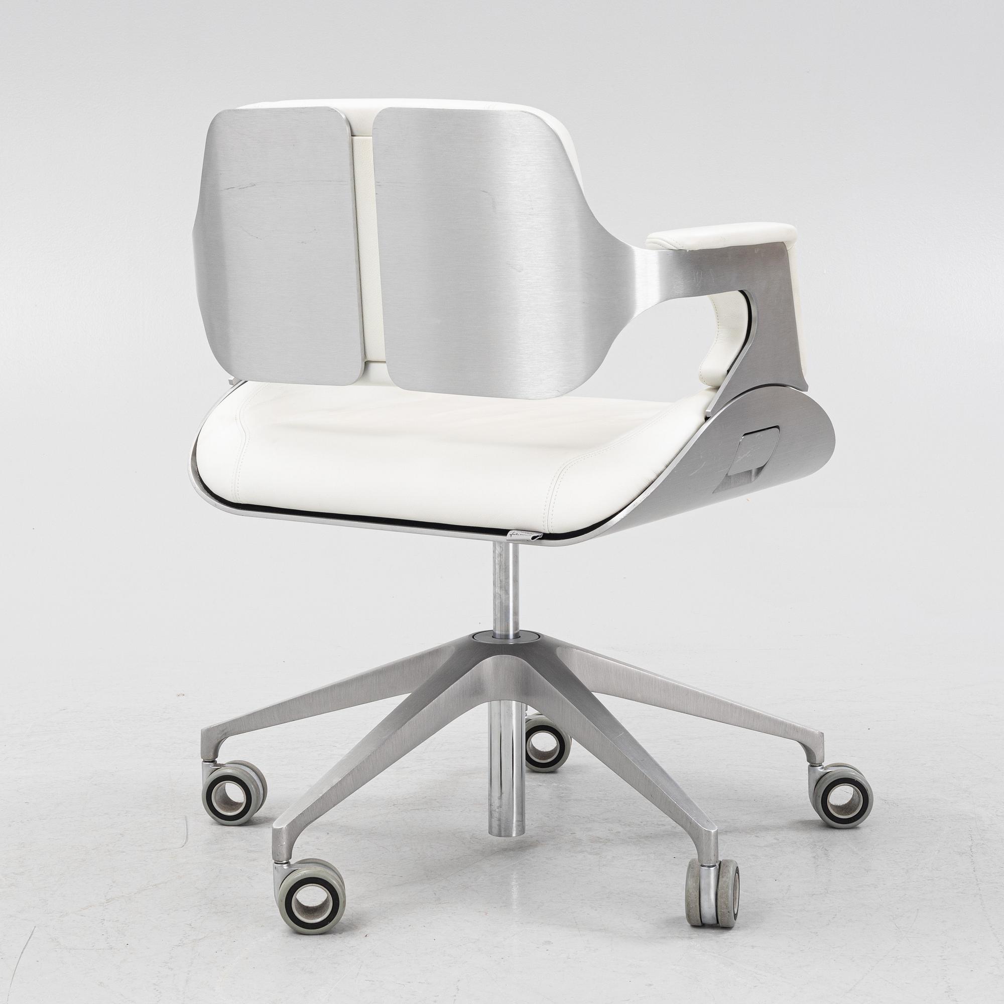 Hadi Teherani, a 'Silver 162S' desk chair, Interstuhl, Germany.