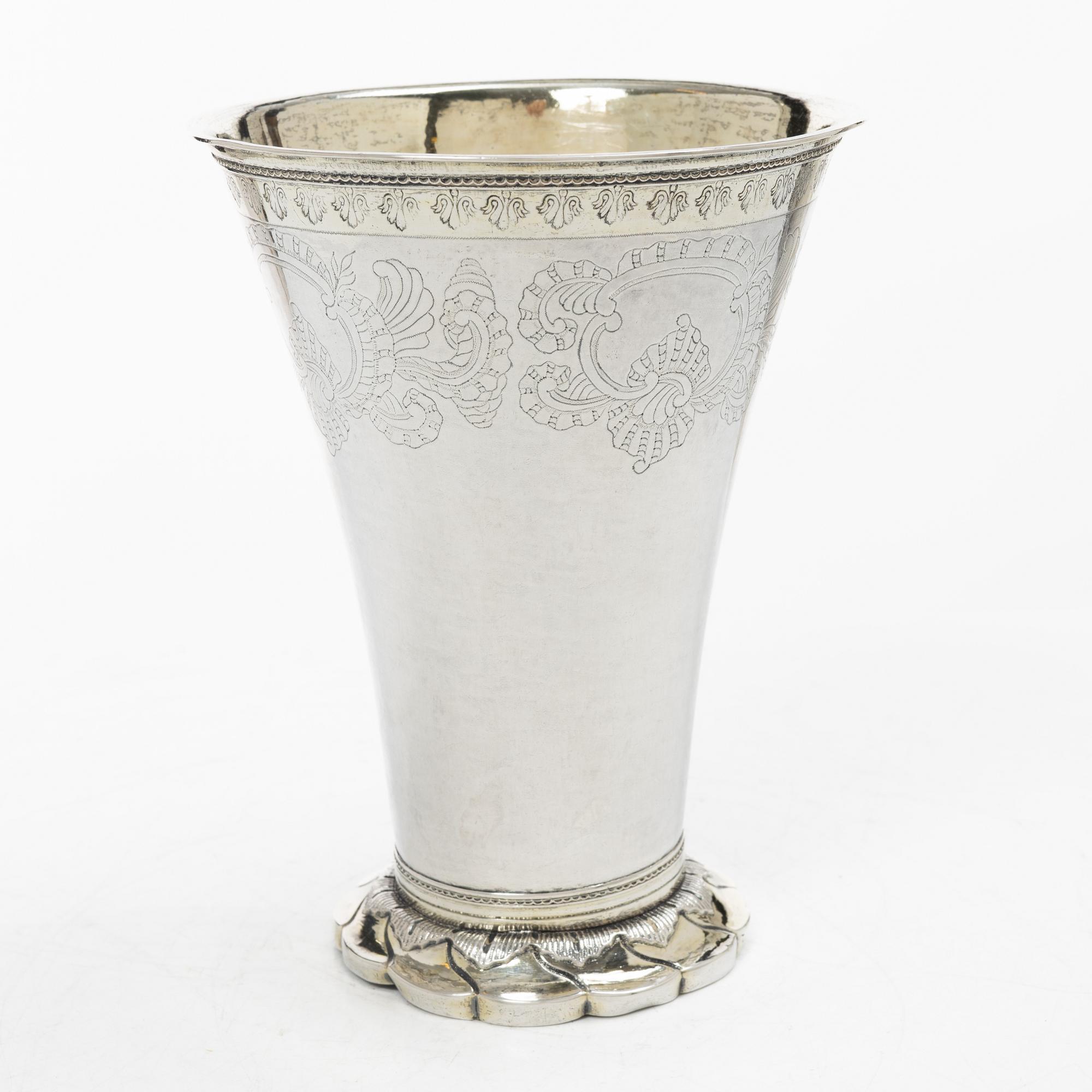 Johan Pettersen, bägare, delvis förgyllt silver, Söderhamn 1766. Rokoko.