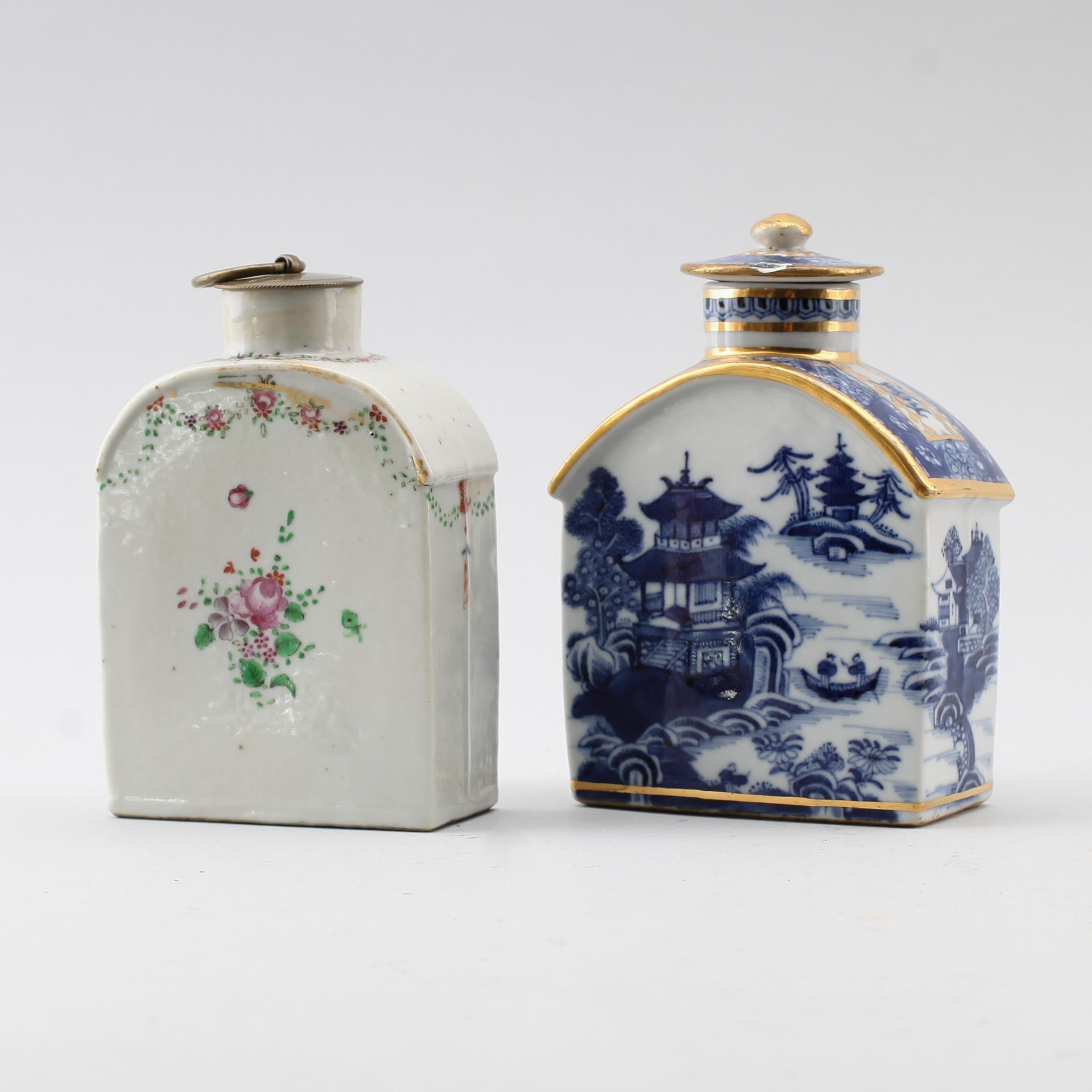 TEDOSOR, 2 st, porslin, Kina, 1700-tal.