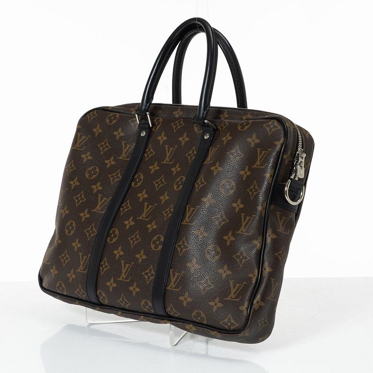 Louis Vuitton, "Travel Document Holder PM", 2018.
