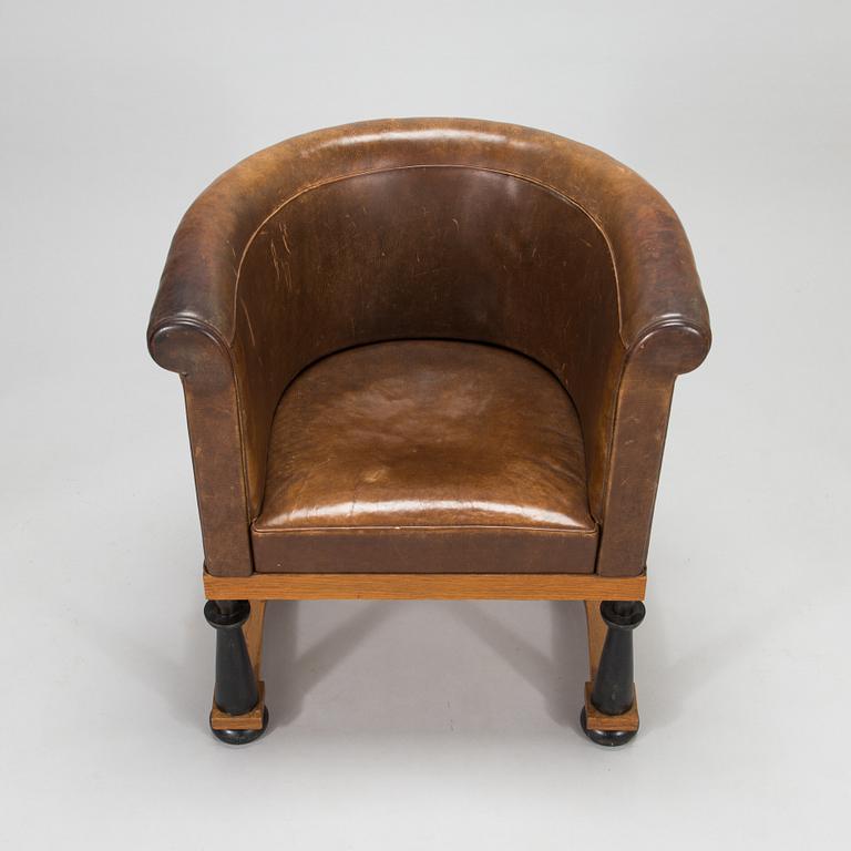 Arttu Brummer, a late 1920's armchair for Juho Konttinen Oy.