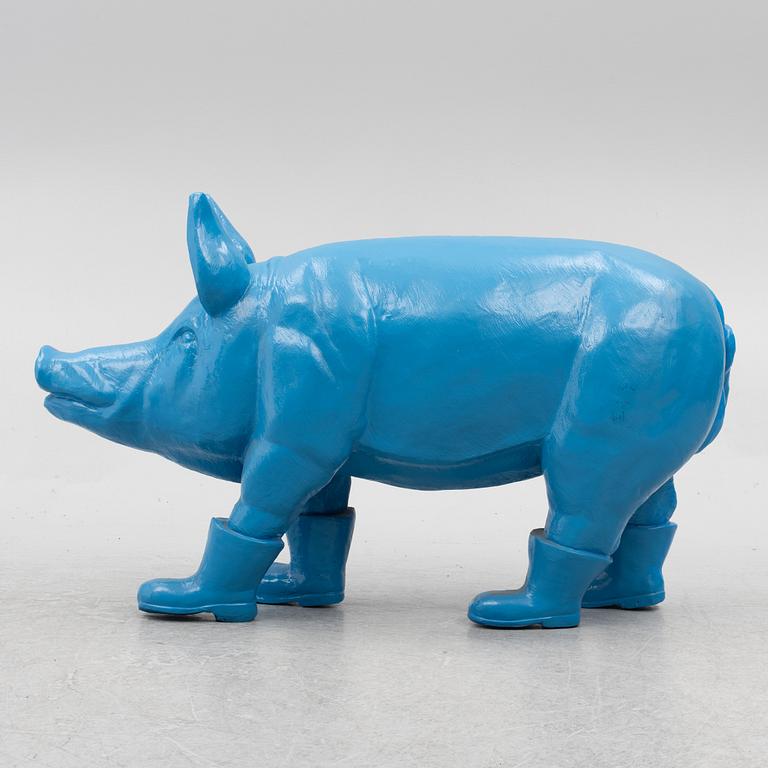 William Sweetlove, "Cloned blue father pig".