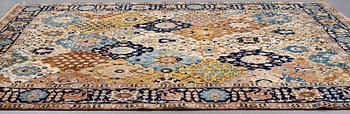 A CARPET, semi-antique Tabriz, ca 359,5 x 281 cm.