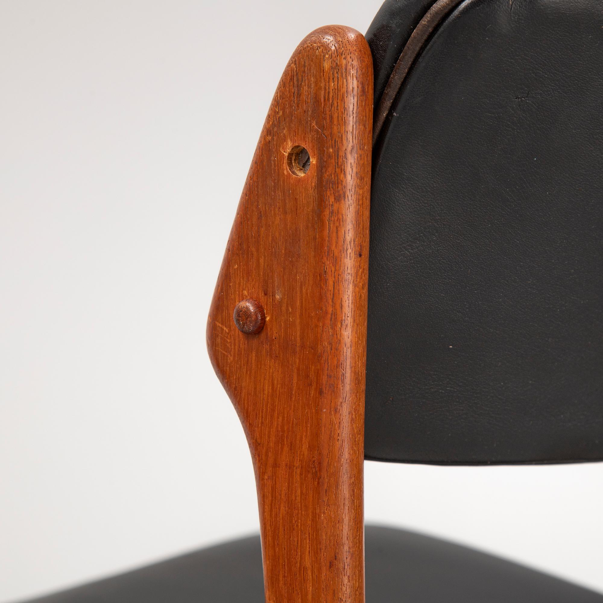 Erik Buch, four model 49 teak chairs, Odense möbelsnickeri, Denmark, 1950's/60's.