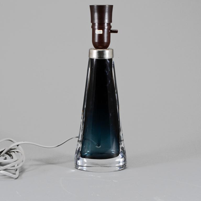 BORDSLAMPA, "RD 1566", Carl Fagerlund, Orrefors, 1900-talets andra hälft.