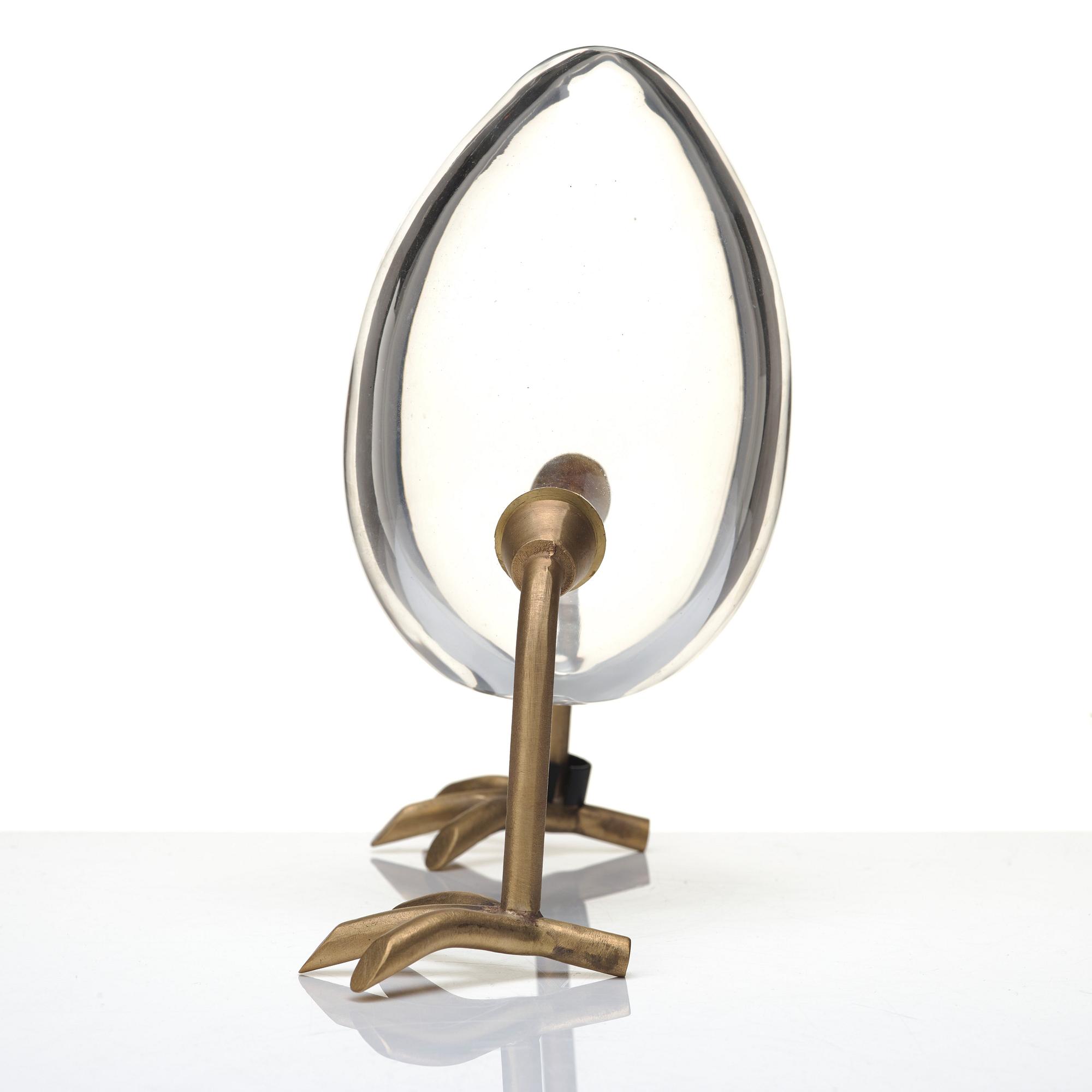 Koen Vanmechelen, "Walking egg".