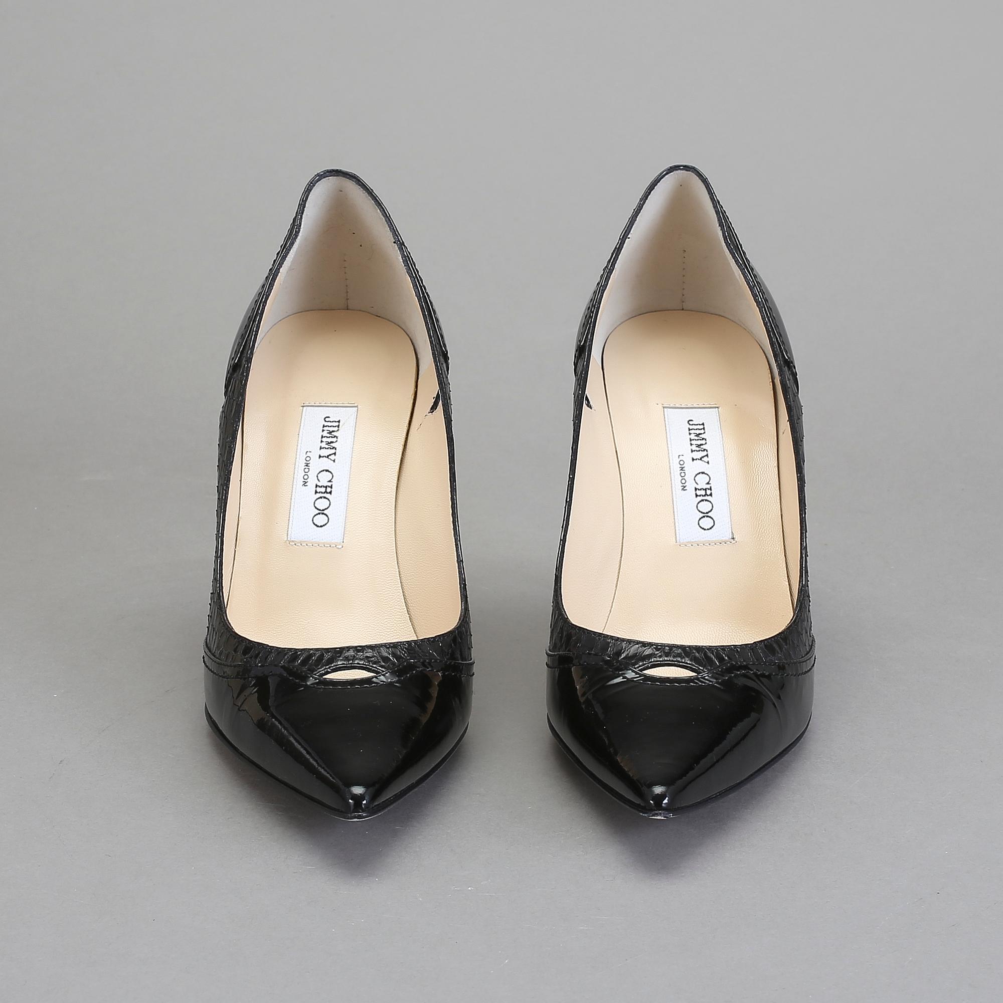 SKOR, Jimmy Choo.