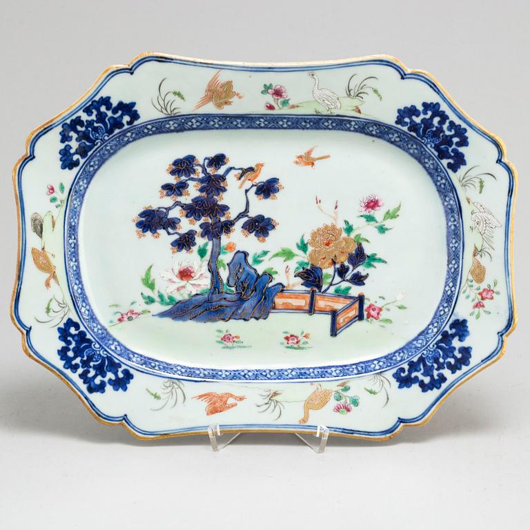 SERVERINGSFAT/STEKFAT, kompaniporslin. Qingdynastin, Qianlong (1736-95).