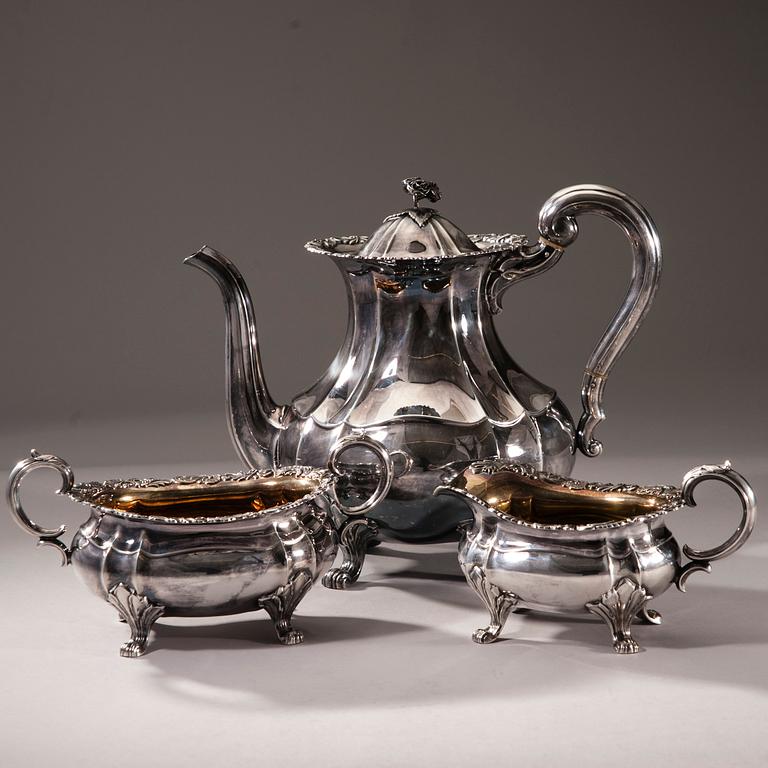 KAFFESERVIS, 3 delar, silver, finska kontrollstämplar, Tavastehus 1947. Total vikt ca 1145 g.