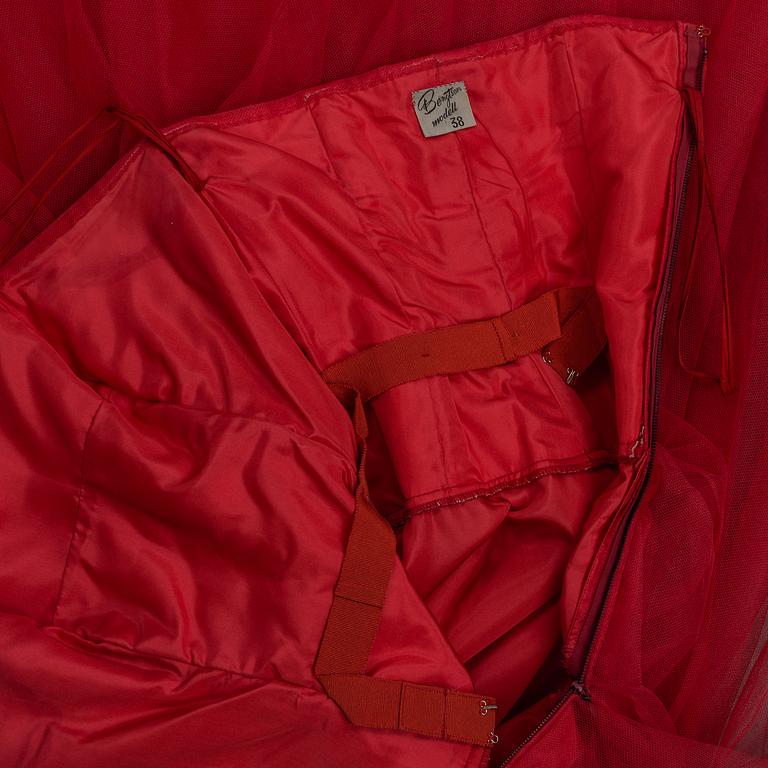 A tuille evening gown, circa 1955.