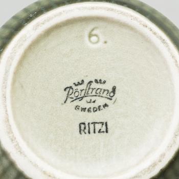 GUNNAR NYLUND, vaser, 2 st, samt skålar 2 st, stengods, bland annat "Ritzi", Rörstrand.