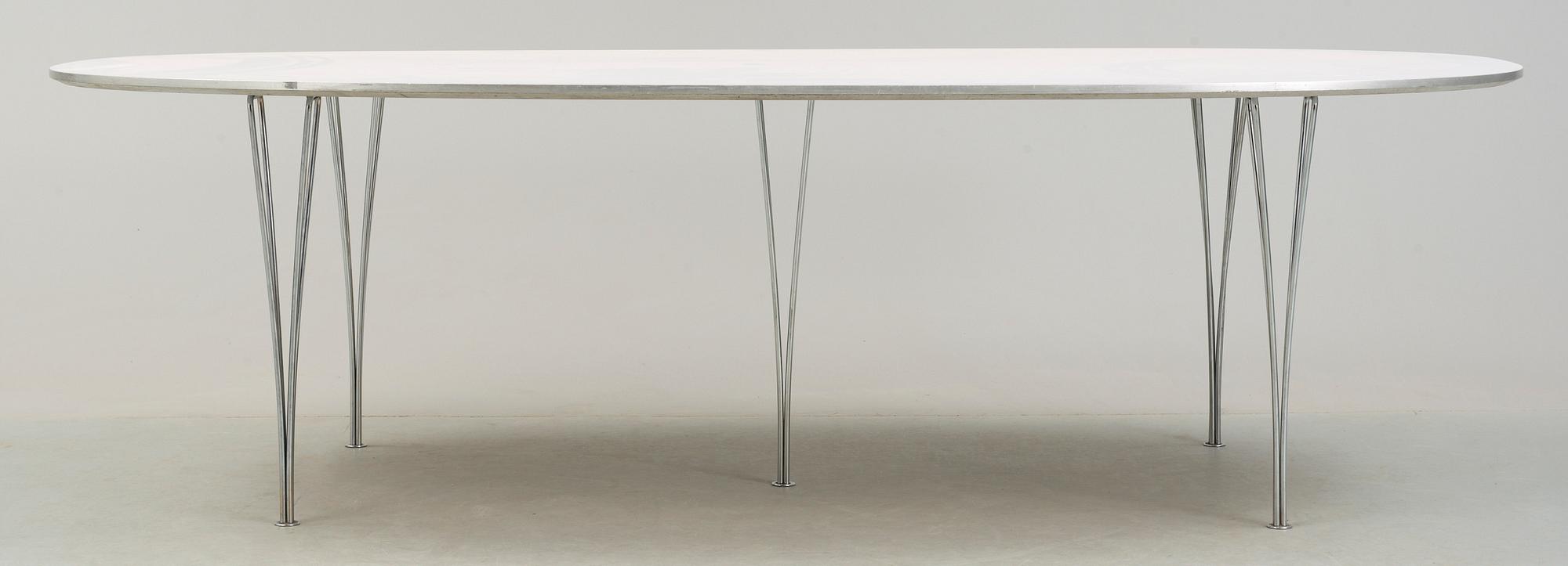 BORD, "Superellips". Design Bruno Mathsson & Piet Hein. Fritz Hansen, Danmark, 1984.