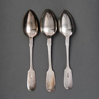 LUSIKOITA, 3 kpl, hopeaa, Pietari, yksi Samuel Filander 1871, kahdessa tarkastusmestarinleima Aleksander Shevyako 1896.