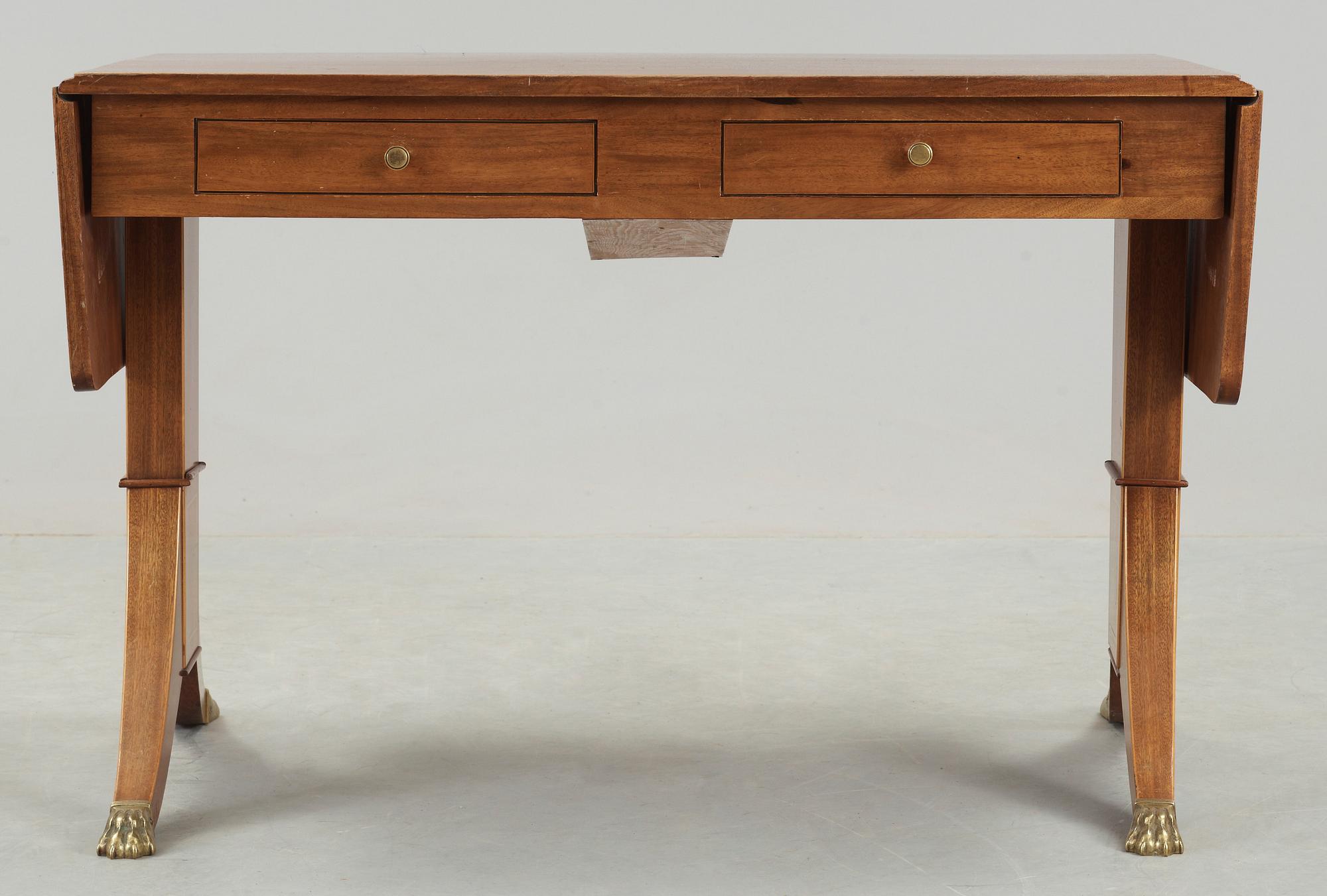 SKRIVBORD, empirestil. 1900-tal.