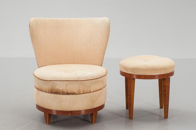 FÅTÖLJ MED PALL. 1930-tal.