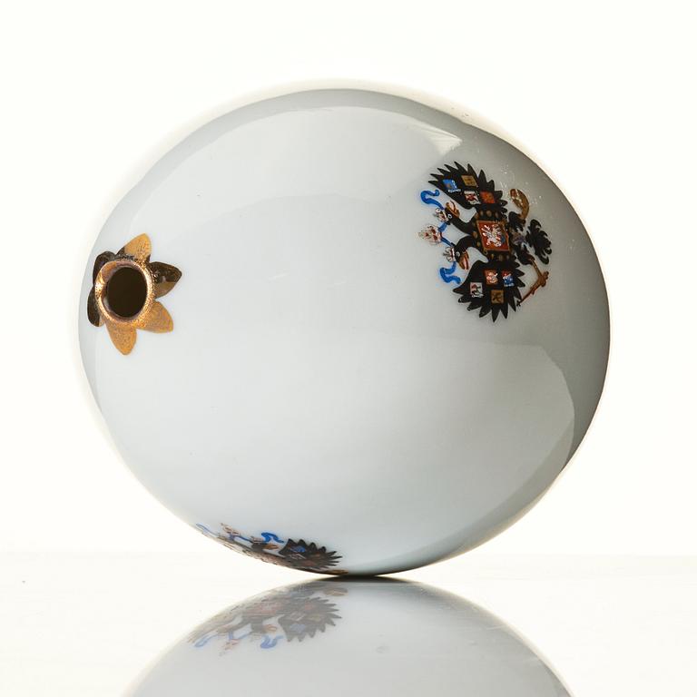 A Russian porcelain Ester egg, Imperial porcelain manufactory, 19th Century.