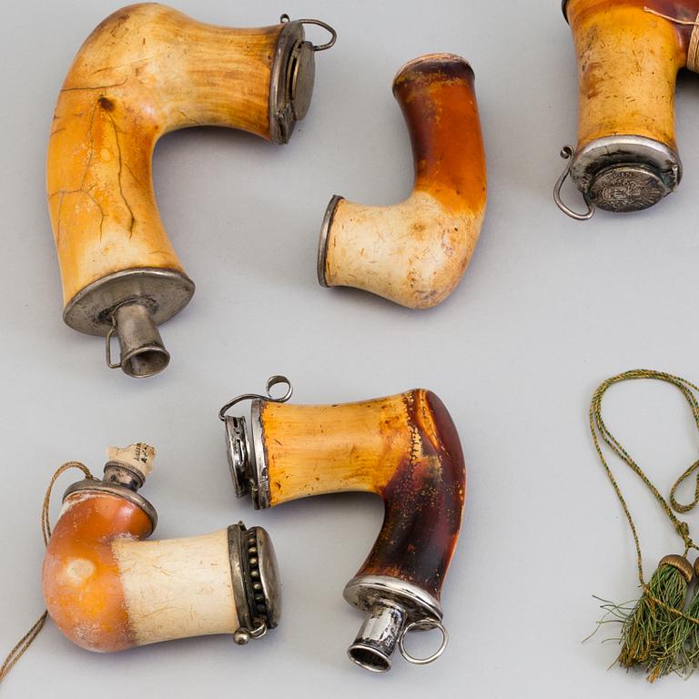 A collection of early20th century pipe heads.