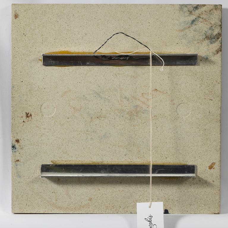 Ulla Viotti, Relief, lergods.
