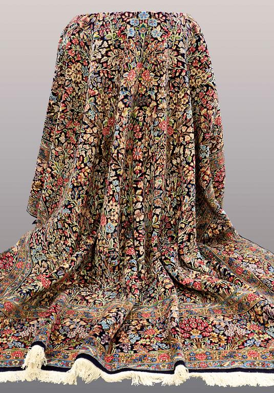 A CARPET, Kirman, ca 405 x 308 cm.
