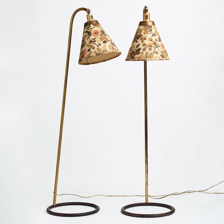 A pair of Swedish Modern floor lamps, 1940-50's.