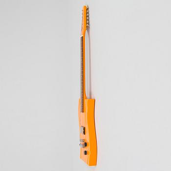 Eero Aarnio, kitara, " Copacabana Guitar", signeerattu Eero Aarnio, Lottonen Guitars, 2006.