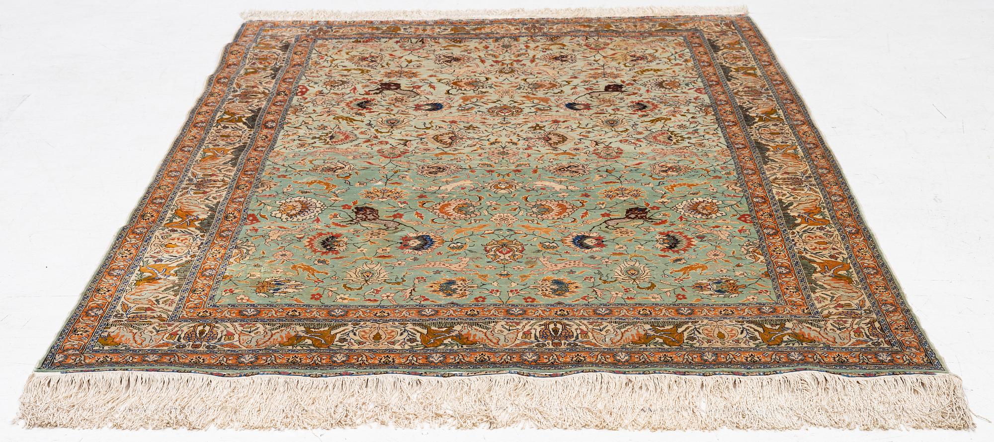 Matta, silke och metall Kayseri, Anatolien, ca 184 x 132 cm.