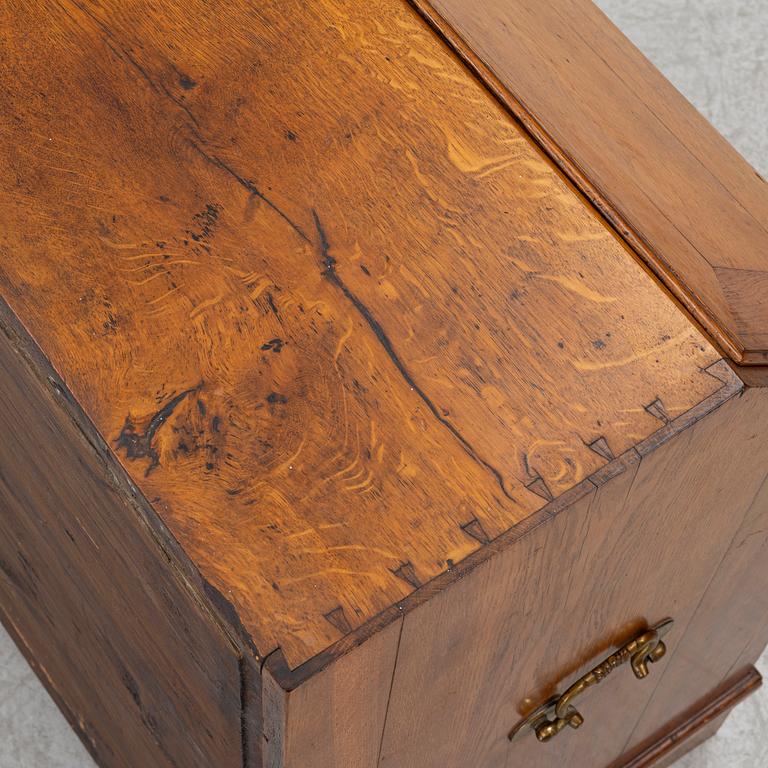 Secretary, 18th century.