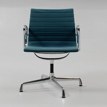 SKRIVBORDSSTOL, "Aluminium group 116", Charles & Ray Eames, modellen formgiven år 1958.