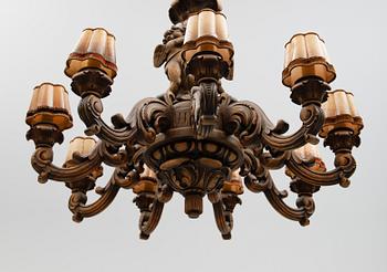 TAKKRONA, barockstil, 1900-talets första hälft. Höjd ca 125 cm.