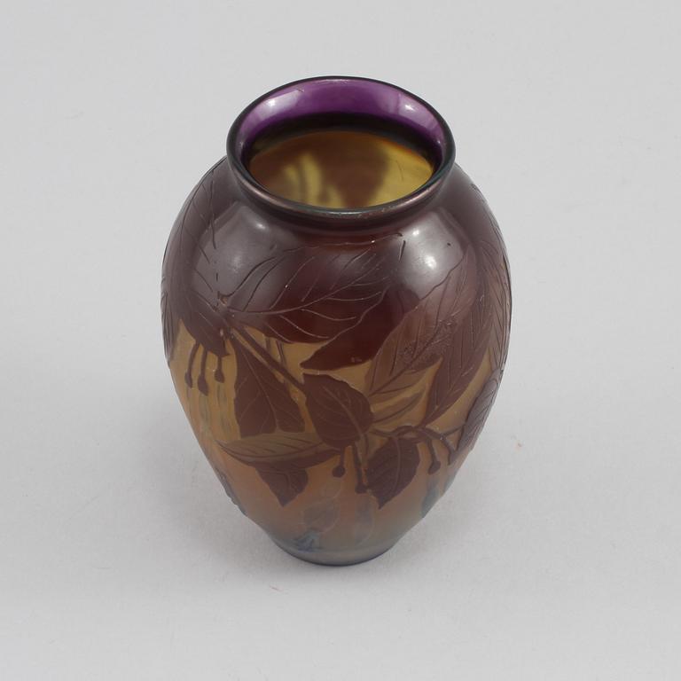 VAS, glas, jugend, Émile Gallé, Frankrike, 1900-talets första hälft.