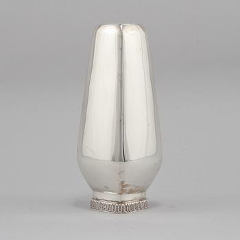 VAS, sterlingsilver, Tyskland, omkring 1900-talets mitt. Vikt 230 g.