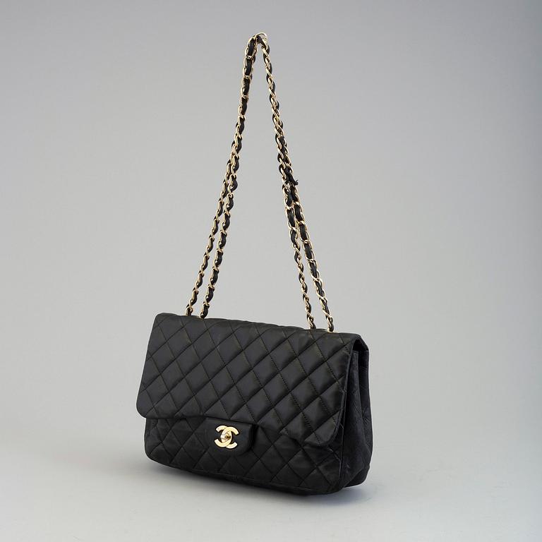 VÄSKA, "Jumbo", Chanel, 2008-09.