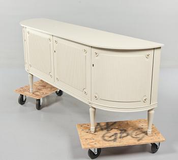 SIDEBOARD, gustaviansk stil, 1900-talets andra hälft.