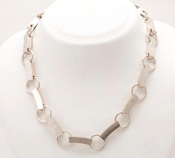 Elon Arenhill, Halsband silver Malmö 1989.