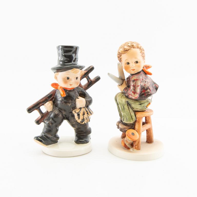 Figurines 17 pcs and plates 3 pcs Goebel MJ Hummel Germany mid-20th century porcelain.