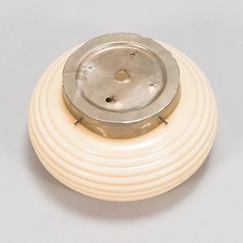 Paavo Tynell, a 1940's '1621' ceiling light for Taito.