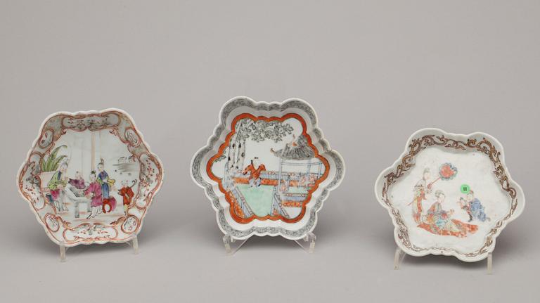 SKEDFAT, tre stycken, kompaniporslin. Qing dynastin, Qianlong (1736-95).
