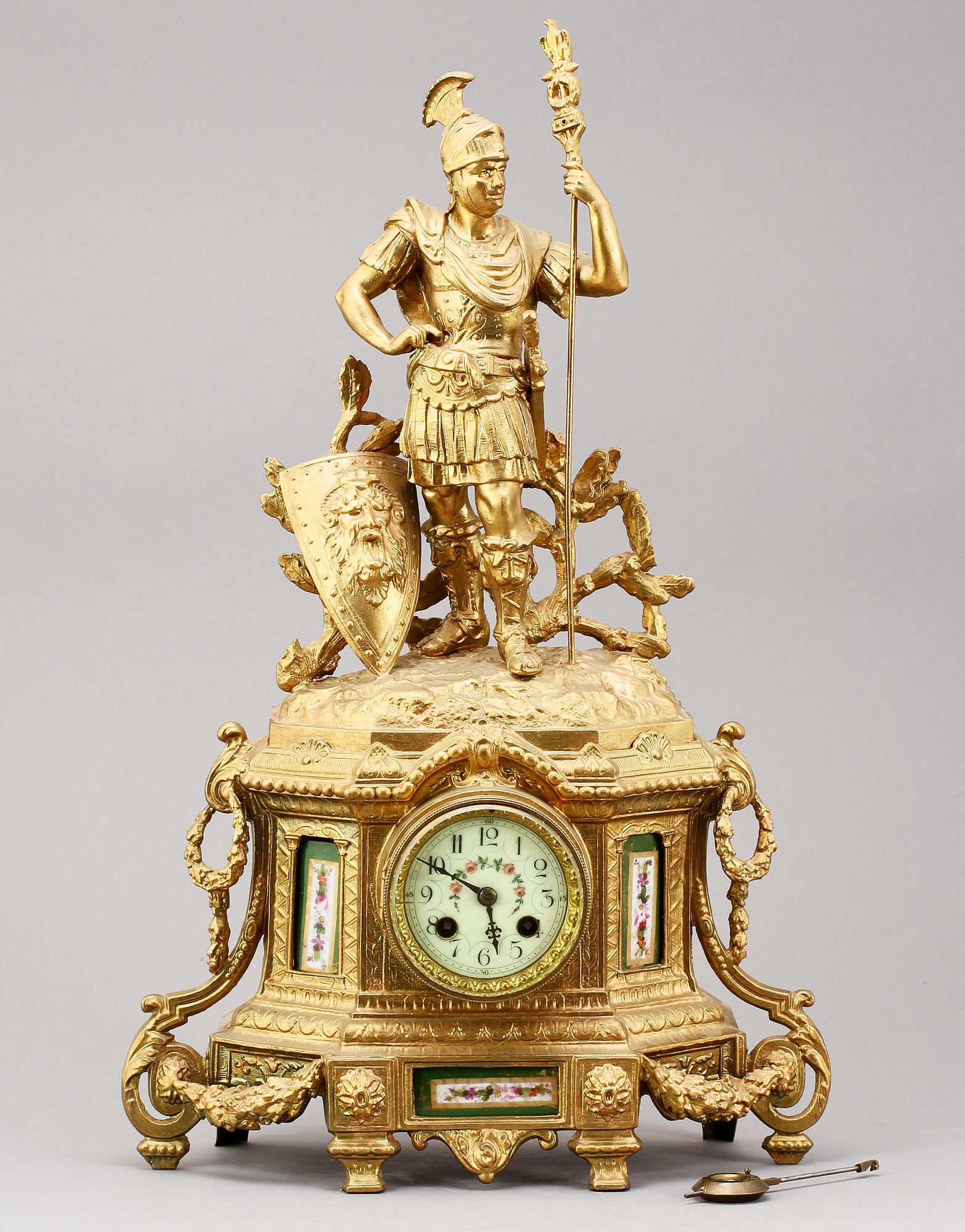 BORDSPENDYL, 1800/1900-tal.