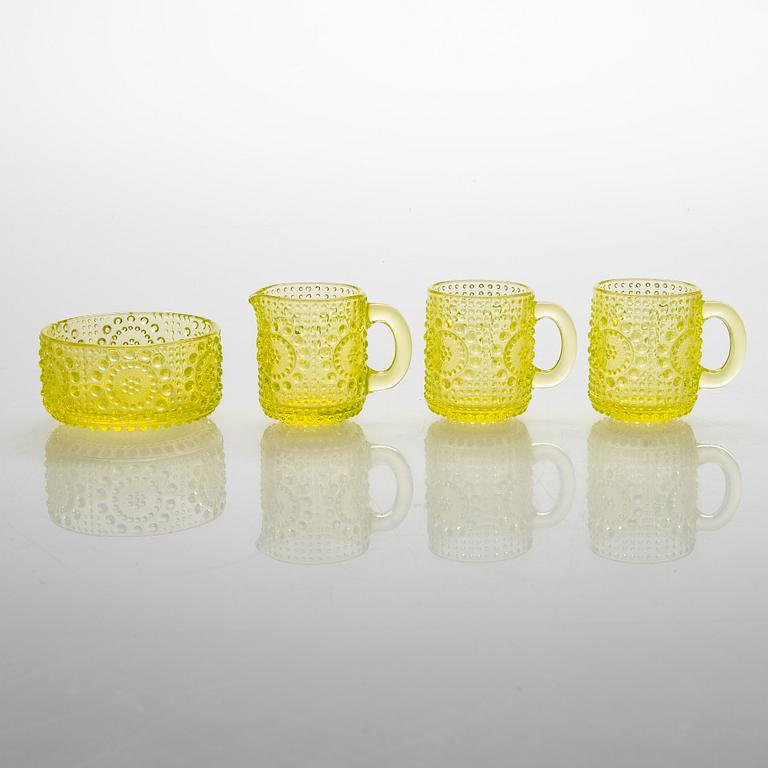 Nanny Still, A 23-piece set of 'Grapponia' glass tableware for Riihimäen Lasi, Finland. Design year 1968.