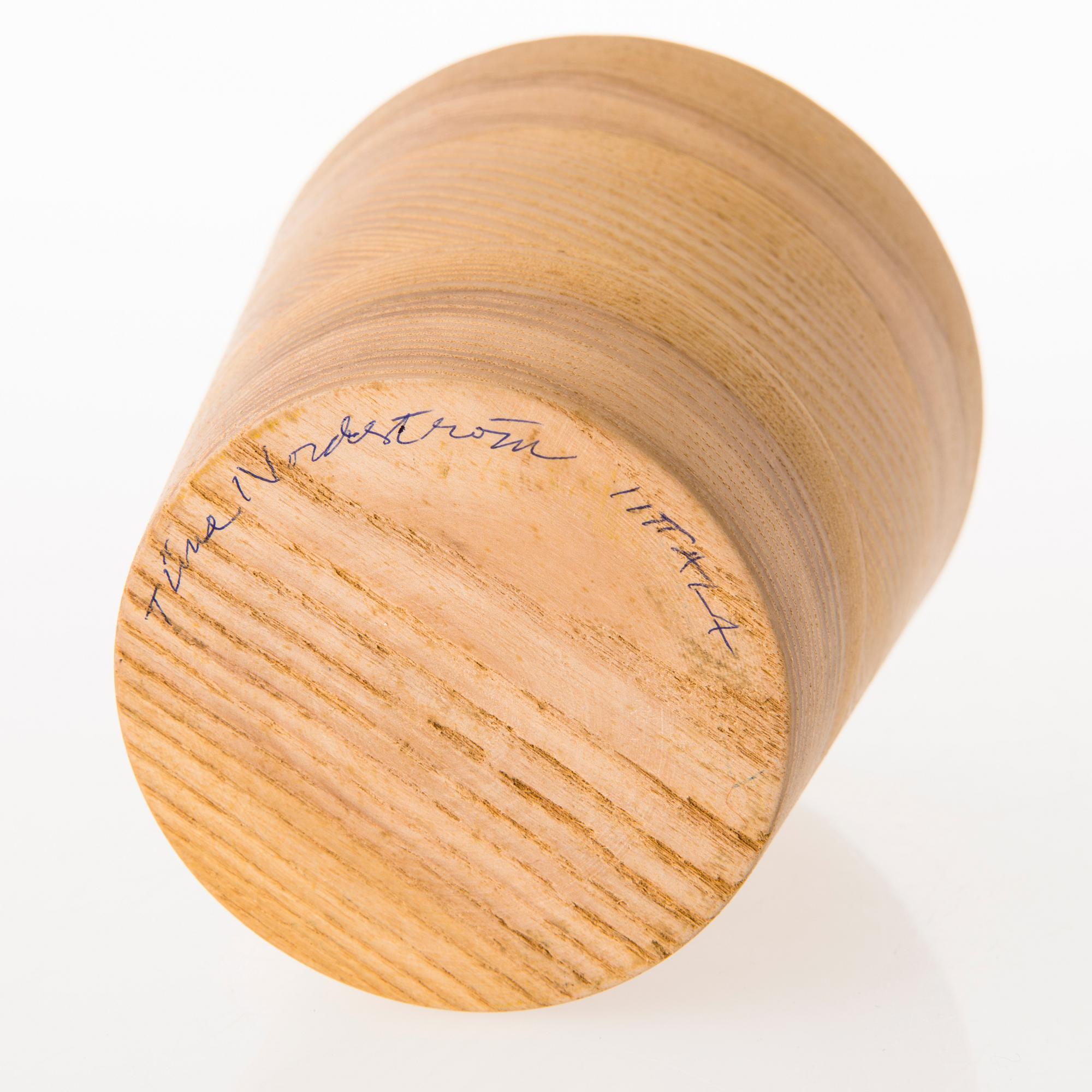 TIINA NORDSTRÖM, veistos, "Lehtikaktus", signeerattu Tiina Nordström Iittala 1991.