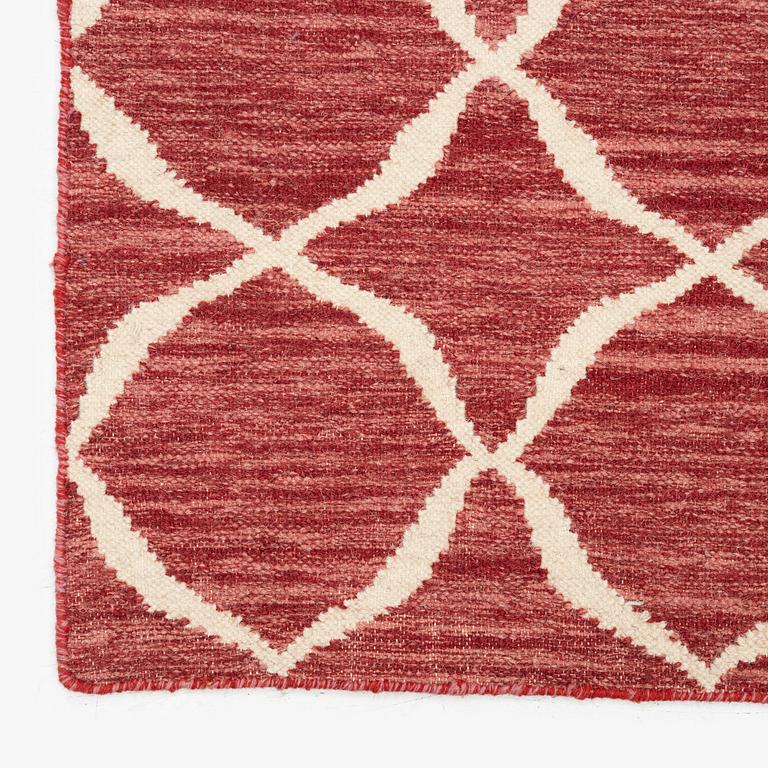 A Kilim rug, c. 240 x 155 cm.