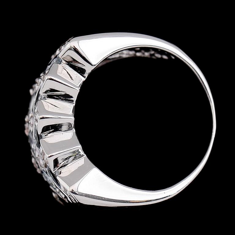 RING, sterlingsilver, akvamariner och safirer. Vikt ca 6,8 g.