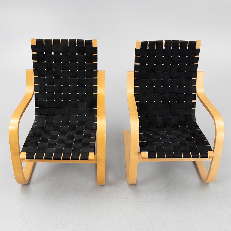 Alvar Aalto, karmstolar, ett par, modell 406, Artek, 1900-talets slut.