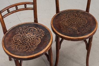 STOLAR, ett par, Thonet, Österrike, stämpelmärkta, 1900-talets första hälft.