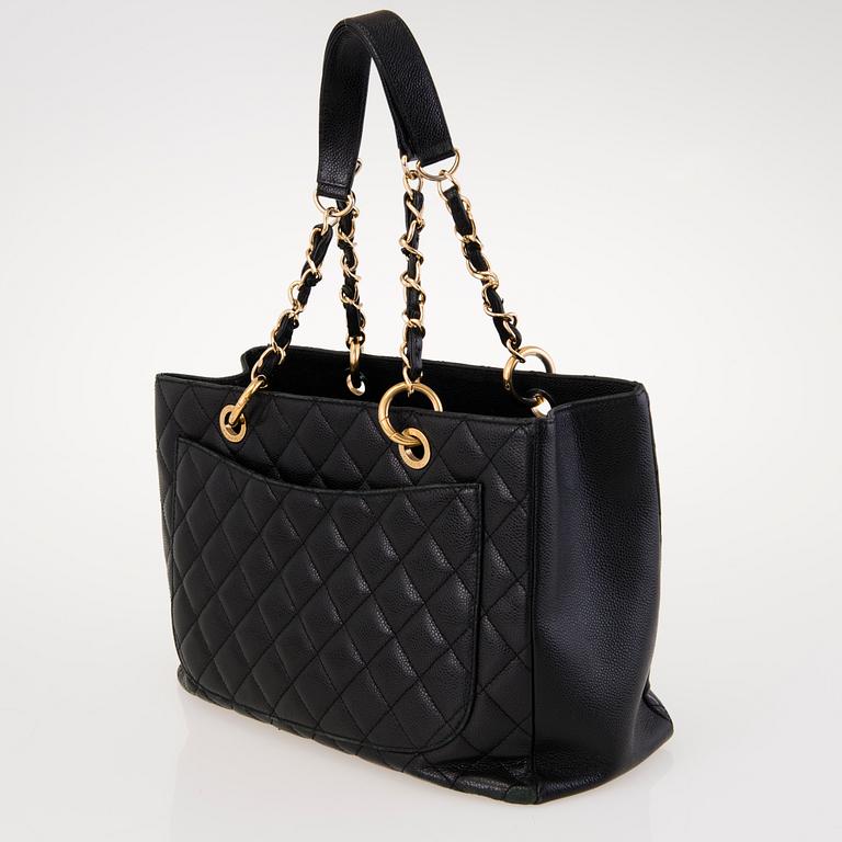 CHANEL Caviar Leather Grand Shopping Tote Bag.